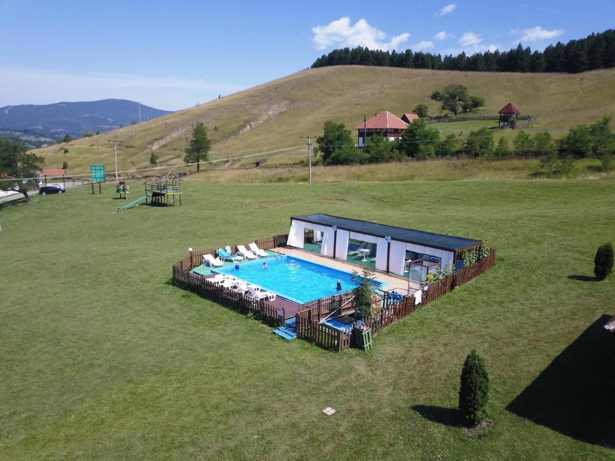Etno Village Gostoljublje Kosjeric Extérieur photo
